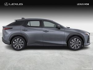 Lexus RZ 300e Executive - Image 3