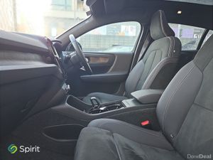 Volvo C40 Fully Electric Pro - Image 4