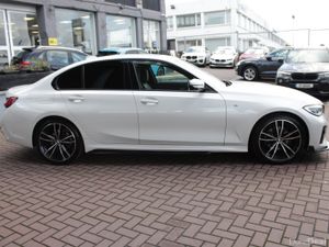 2021 BMW 320D X-DRIVE - Image 3