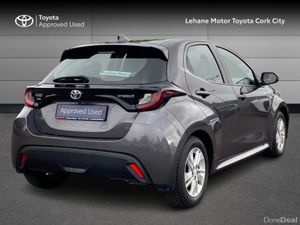 Toyota Yaris 1.5 - Image 2