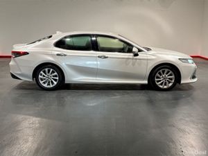 Toyota Camry 2.5 HYBRID AUTOMATIC - G EDITION - FA - Image 3