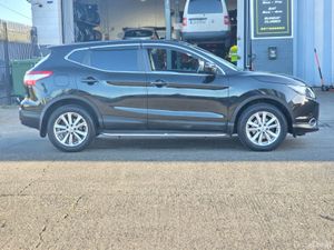 Nissan Qashqai 1.5 DSL SV Trim - Image 3