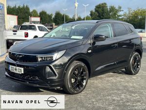 Opel Grandland GS-Line 1.2T 130PS  **Automatic** - Image 4