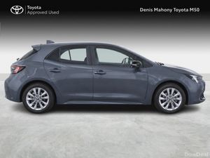 Toyota Corolla Luna Hybrid - Image 3