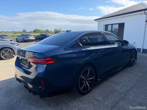BMW 5-Series 530E M SPORT PRO - Image 4
