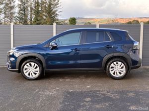 Suzuki S-CROSS 1.4 B/JET HYBRID MOTION MANUAL - Image 3