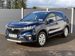Suzuki S-CROSS 1.4 B/JET HYBRID MOTION MANUAL - Image 2