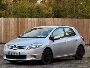 Toyota Auris 2012 1.4 D-4D Terra Mint Low km - Image 4