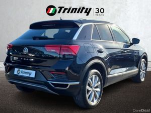 Volkswagen T-Roc ** STYLE DESIGN ** HUGE SPEC ** T - Image 3