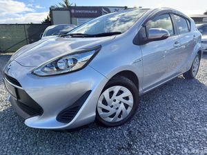🔵 Toyota Aqua 1.5 Petrol Hybrid Automatic - Image 2