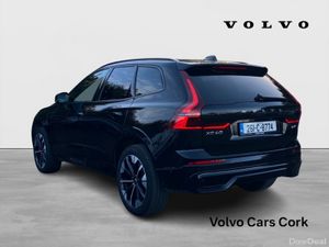 Volvo XC60 T6 350bhp AWD PHEV Plus Dark - Onyx Bla - Image 3