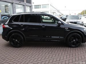 2020 VOLKWAGEN TIGUAN R LINE 4 MOTION 5 DR ESTATE - Image 3