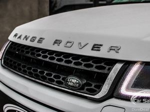 2018 RANGE ROVER EVOQUE SE - Image 4