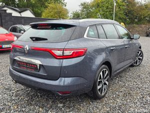 2019 Megane Iconic 1.3/High spec/New NCT/Warranty - Image 3