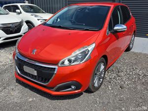 Peugeot 208 Automatic 2017 Low Miles - Image 4