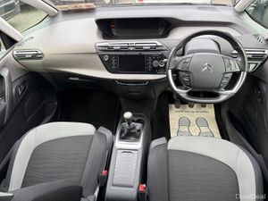 2016 Citroën Grand C4 Picasso 1.6 BlueHDi 120 Excl - Image 2