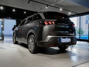 2026 Peugeot 5008 Allure 1.2L Mild Hybrid 145bhp - Image 4