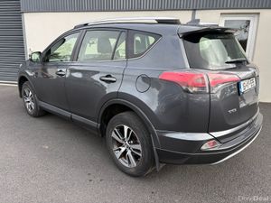 161 Toyota Rav 4 Luna 2.0 D4D - Image 3