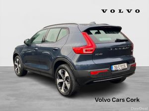 Volvo XC40 B3 163bhp MHEV Plus Dark - Denim Blue - Image 2