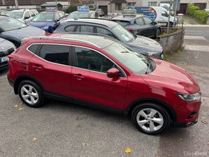 Nissan Qashqai High spec low mileage - Image 4