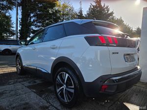 2018 PEUGEOT 3008 ALLURE 1.2 PETROL MANUAL 130BHP - Image 4