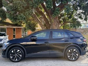2023 Volkswagen ID.4..PARK SENSORS..HEATED SEATS - Image 4
