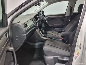 Volkswagen T-Roc ** SPORT ** DIESEL AUTO ** STUNNI - Image 4