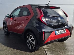 Toyota Aygo X 1.0 Design - Image 3