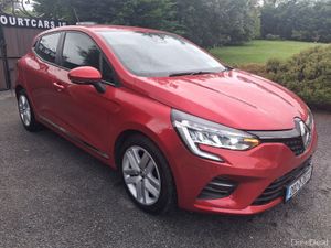 202 Renault Clio 1.0L Play Tce New Model... - Image 4