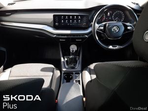 Skoda Octavia AMBITION 2.0 TDI 115HP 5DR - Image 2