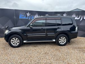 Mitsubishi Pajero LWB 3.2 Automatic 2014 - Image 3