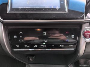 2015 Honda Grace 1.5 Hybrid *HIGH SPEC - Image 4