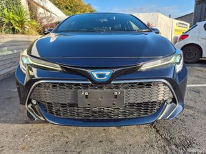 Toyota Corolla 1.8 HYBRID / SPORT SPEC / TAX €150 - Image 4