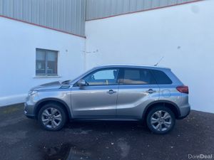 Suzuki Vitara 2024, Automatic - Image 4