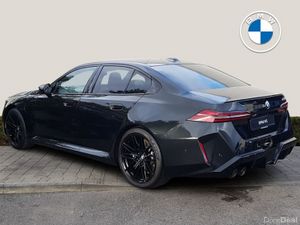 BMW M5 Saloon - Image 3