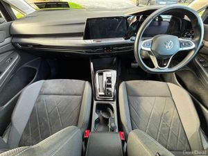 Volkswagen Golf STYLE 1.5 ETSI PETROL AUTO 12 MONT - Image 2