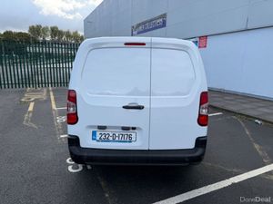Citroen Berlingo 1 OWNER | LONG WHEELBASE | 3 SEAT - Image 4
