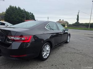 Skoda Superb STYLE 2.0 TDI 150HP DSG 4DR AUTO - Image 4