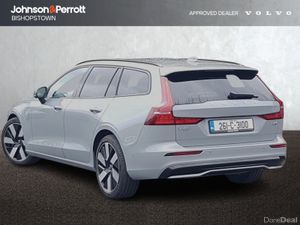 Volvo V60 T6 350 bhp AWD PHEV Plus Dark - Towbar / - Image 4