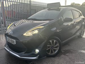 2019 Toyota Aqua Full Option - Image 2
