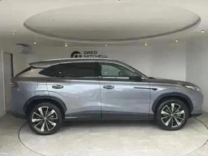 MG HS 1.5 T-GDI Hybrid+ Trophy 5dr Auto - Image 4