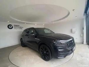Volkswagen Touareg 3.0 V6 TDI 4Motion Black Editio - Image 2