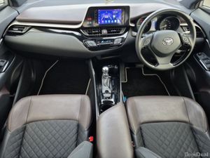 Toyota C-HR ** G HYBRID ** HUGE SPEC ** TRINITY MO - Image 2