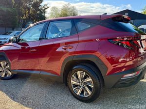 2022 Hyundai Tucson Comfort Plus Hybrid - Image 4