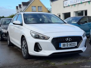 Hyundai i30 DELUXE - Image 3
