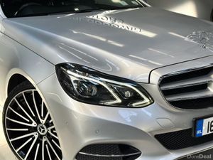 MERCEDES-BENZ E CLASS E220 BLUETEC 4DR AUTO CDI - Image 3