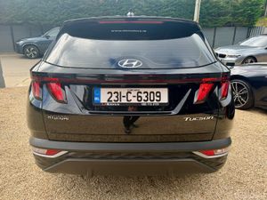 2023 Hyundai Tucson Comfort Plus 1.6Diesel - Image 4