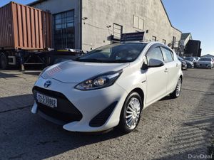 2017 Toyota Aqua  (LONG NCT) - Image 3
