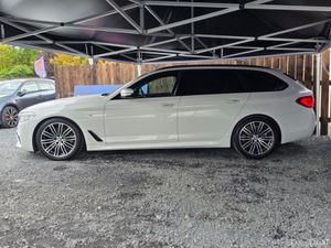 BMW 5-Series 520D MSPORT TOURING - 64KMS - Image 4