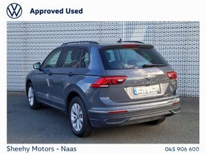 Volkswagen Tiguan Life 1.4TSI PHEV DSG, Rear Camer - Image 4